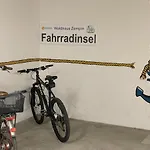 Tine Mit Balkon, Fahrraedern Und Strandkorb Im Sommer * Цемпин