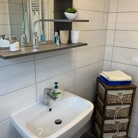 Appartamento Tine Mit Balkon, Fahrraedern Und Strandkorb Im Sommer