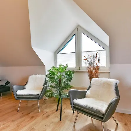 Appartamento Tine Mit Balkon, Fahrraedern Und Strandkorb Im Sommer