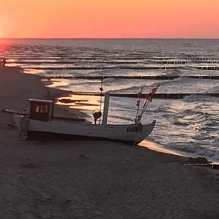 Διαμέρισμα Tine Mit Balkon, Fahrraedern Und Strandkorb Im Sommer