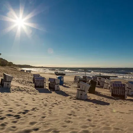 Διαμέρισμα Tine Mit Balkon, Fahrraedern Und Strandkorb Im Sommer