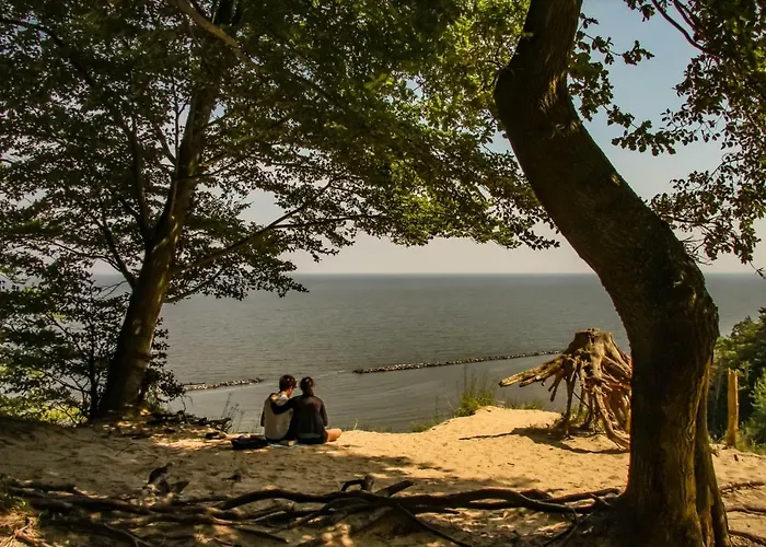 Tine Mit Balkon, Fahrraedern Und Strandkorb Im Sommer * Zempin