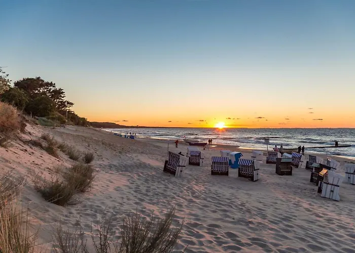 Tine Mit Balkon, Fahrraedern Und Strandkorb Im Sommer Apartmán Zempin