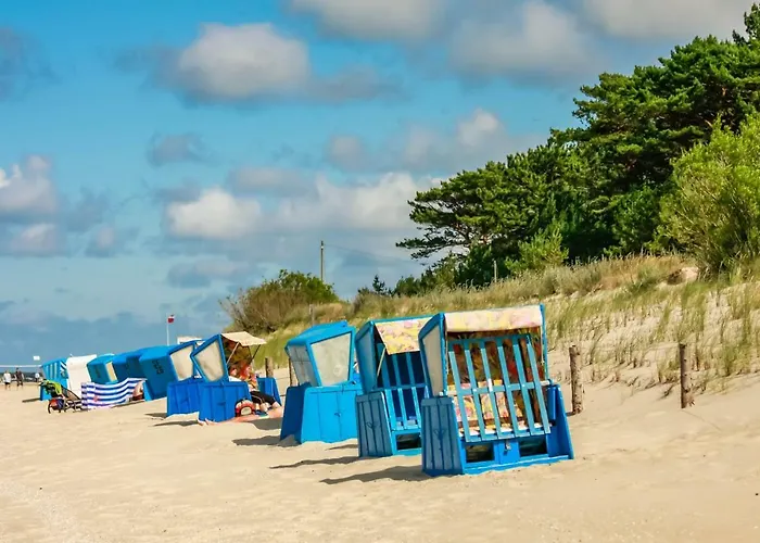 Tine Mit Balkon, Fahrraedern Und Strandkorb Im Sommer Apartmán *
